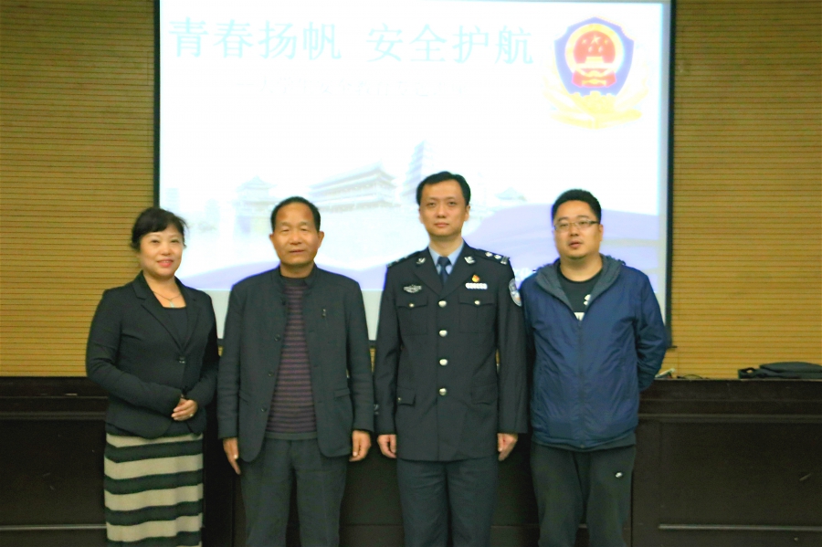 合影1.jpg