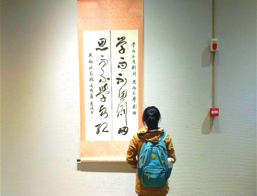 A102B2413100B2AA2561051FBE7BBC4A_meitu_4.jpg