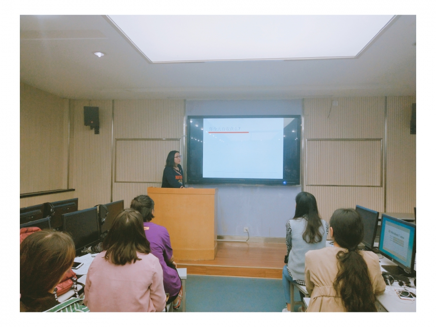 女性健康教育主题班会1.jpg